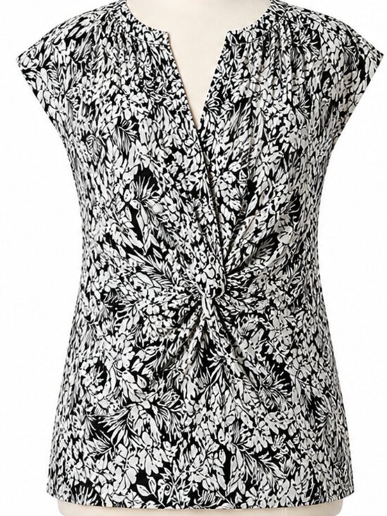 Lane Bryant Tops - Lane Bryant Black & White Floral Knot Front Blouse – Size 10/12 ✨